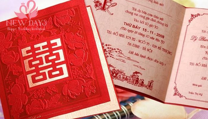 Thiệp cưới màu đỏ truyền thống kết hợp các họa tiết chữ Hỷ